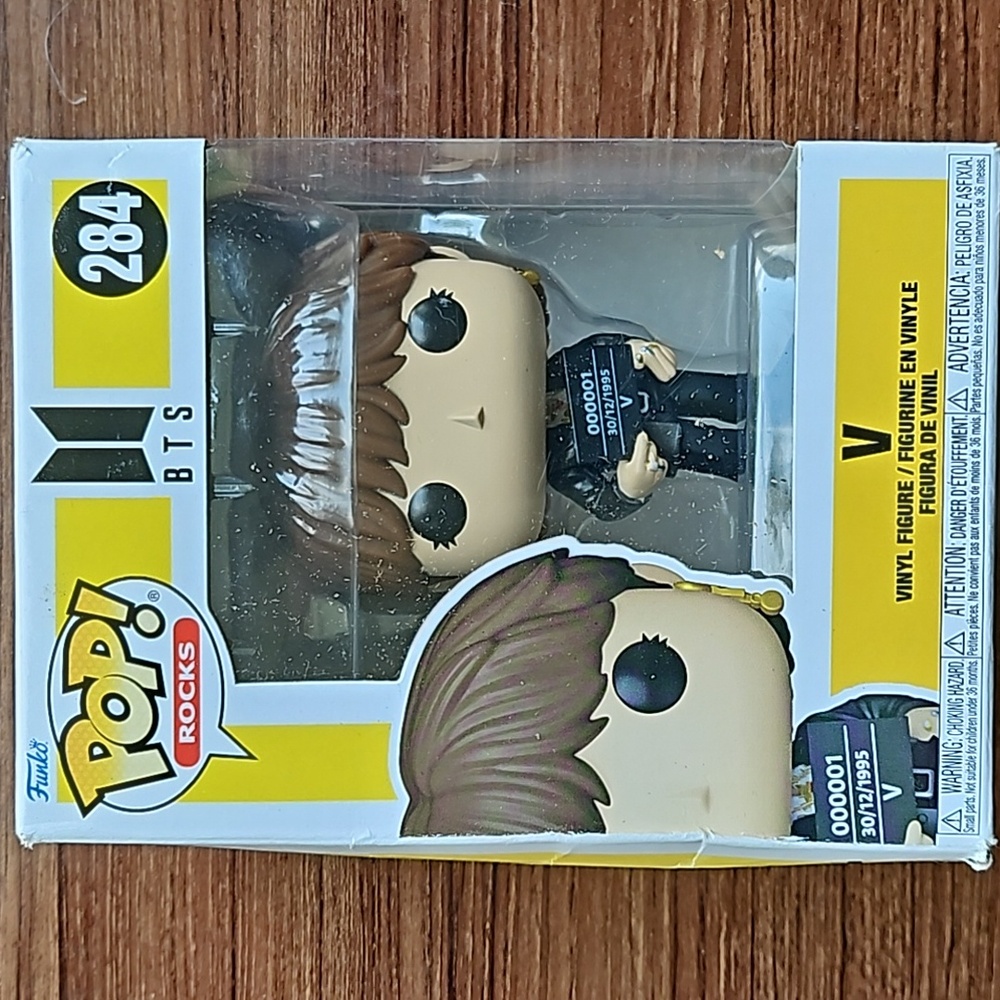 Funko POP! ROCKS BTS "V" Vinyl Figurine 284